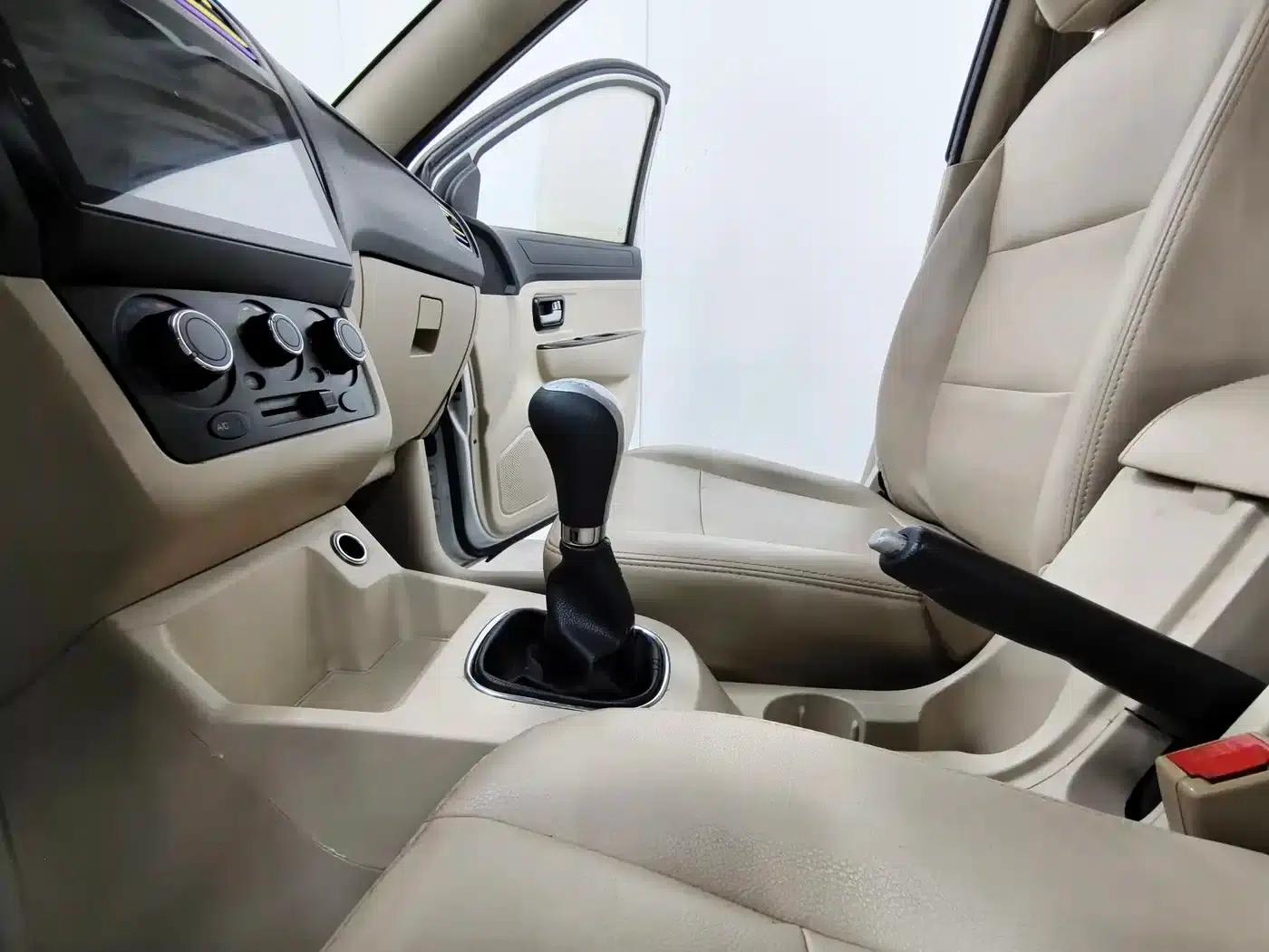 Fengguang 370 2016 Model 1.5L Manual Standard II 7-Seater — миниатюра 12