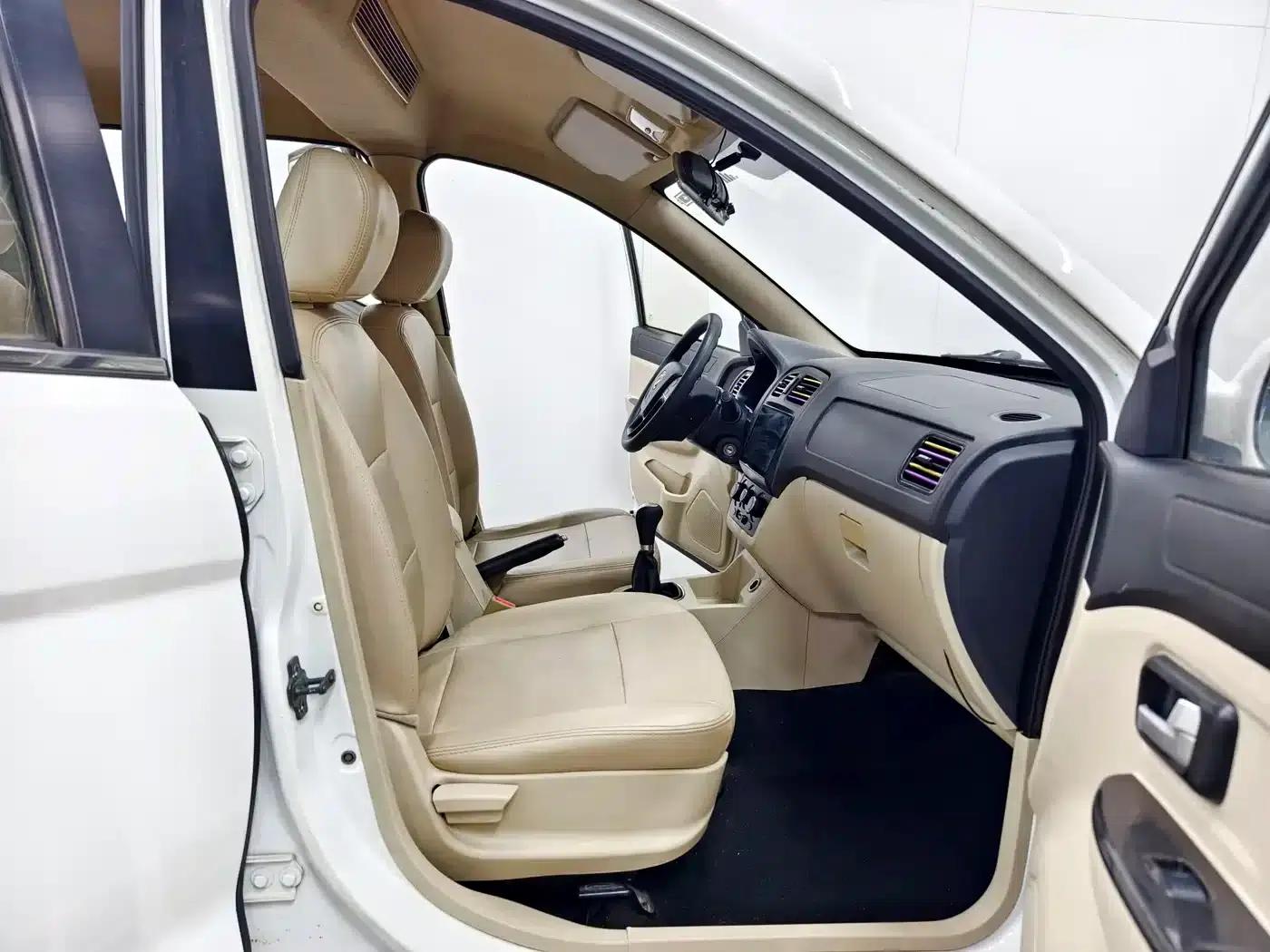 Fengguang 370 2016 Model 1.5L Manual Standard II 7-Seater — миниатюра 14