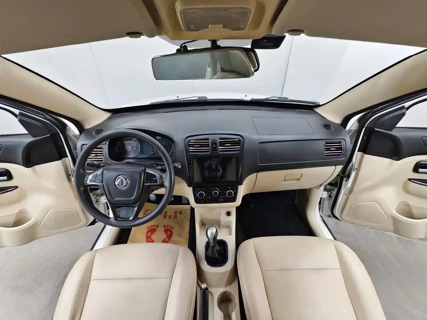 Fengguang 370 2016 Model 1.5L Manual Standard II 7-Seater — миниатюра 9