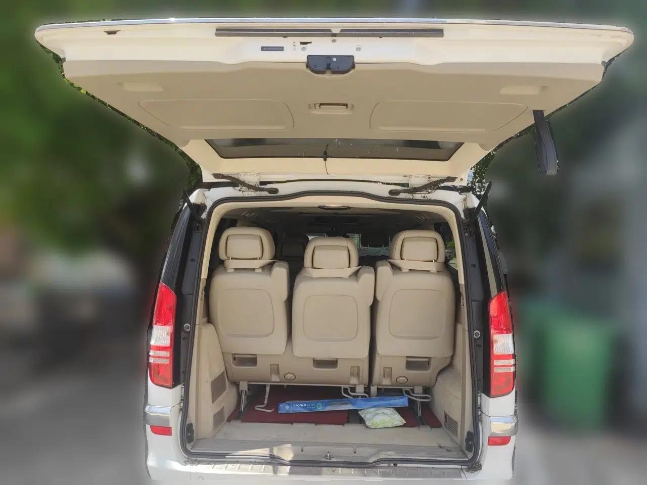 Mercedes-Benz Viano 2015 3.0L Partner Edition — миниатюра 20