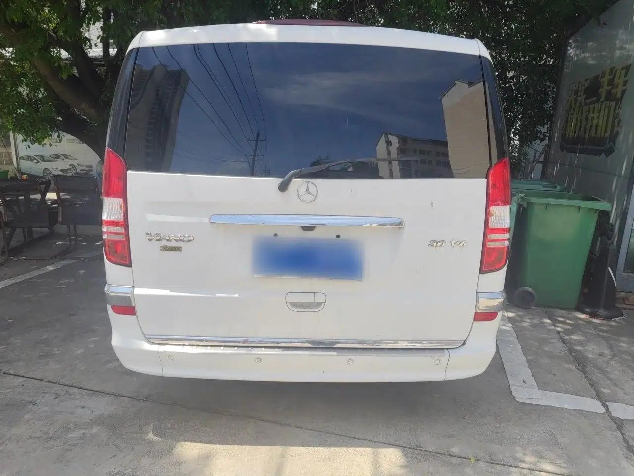 Mercedes-Benz Viano 2015 3.0L Partner Edition — миниатюра 5