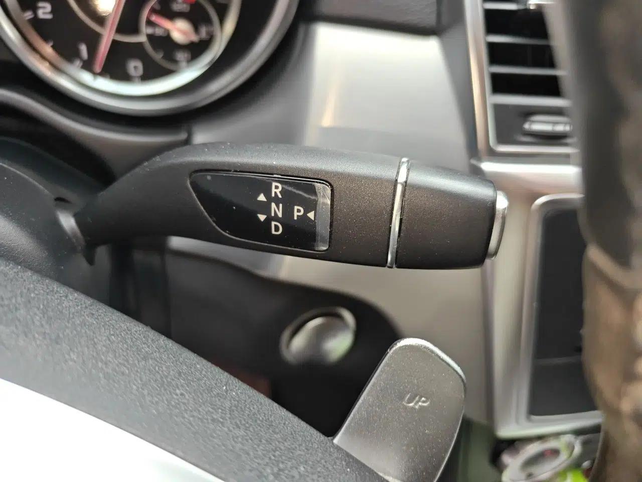 Mercedes-Benz M-Class AMG 2014 AMG ML 63 — миниатюра 15