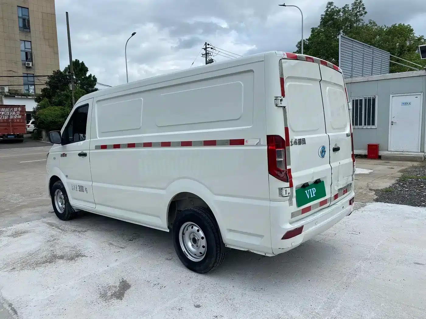 Yufeng EM26 2023 Standard Edition 41.472kWh Henan Lithium Power — миниатюра 12