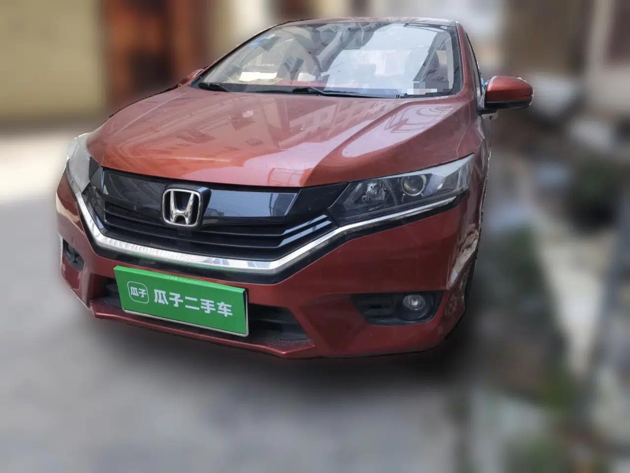 Honda Greiz 2016 1.5L CVT Comfort Version — миниатюра 1