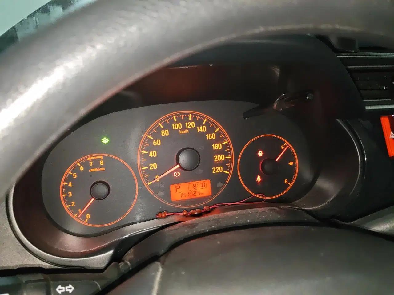 Honda Greiz 2016 1.5L CVT Classic Edition — миниатюра 12