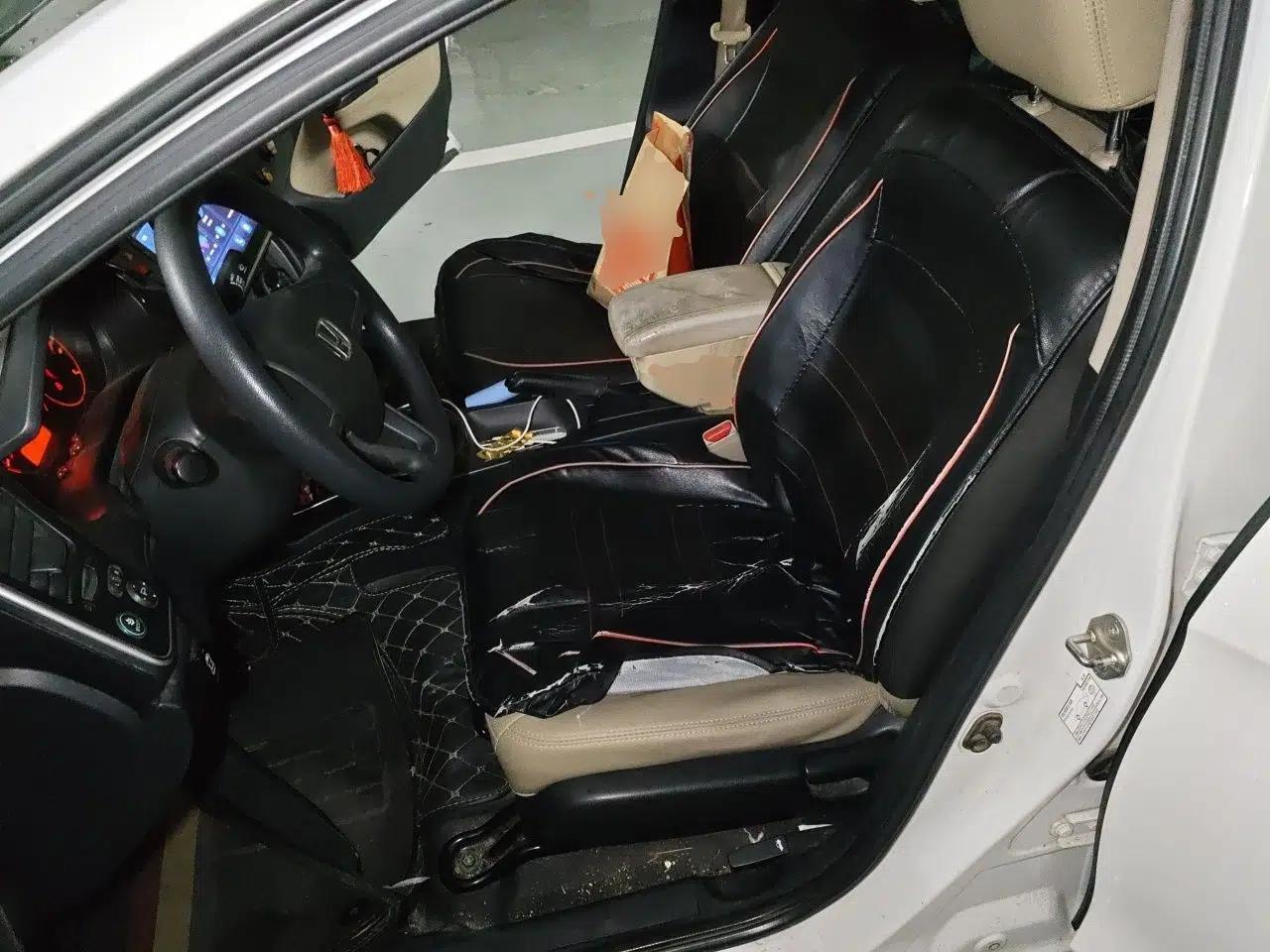 Honda Greiz 2016 1.5L CVT Classic Edition — миниатюра 16