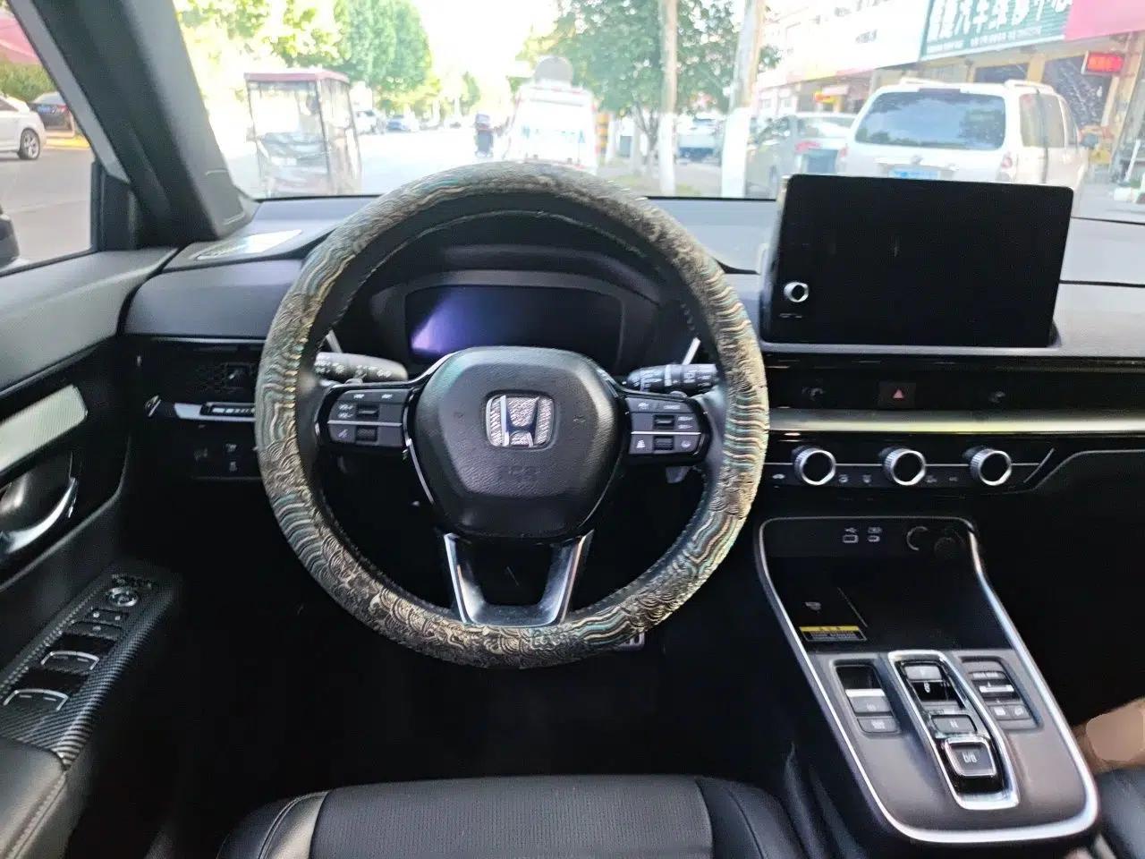 Honda CR-V New Energy 2023 2.0L ePHEV Luxury Edition — миниатюра 11