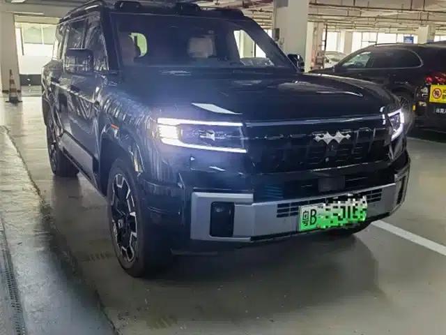 Leopard 8 2025 Smart & Brave Flagship Edition 7-Seater