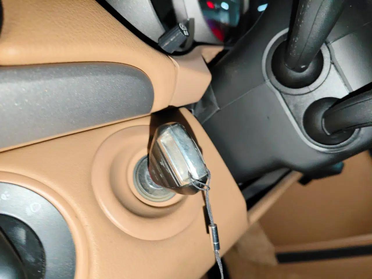 Porsche Cayman 2009 Cayman 2.9L — миниатюра 9