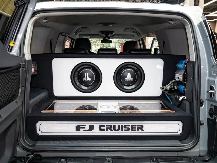 2017 FJ Cruiser 4.0L — миниатюра 21