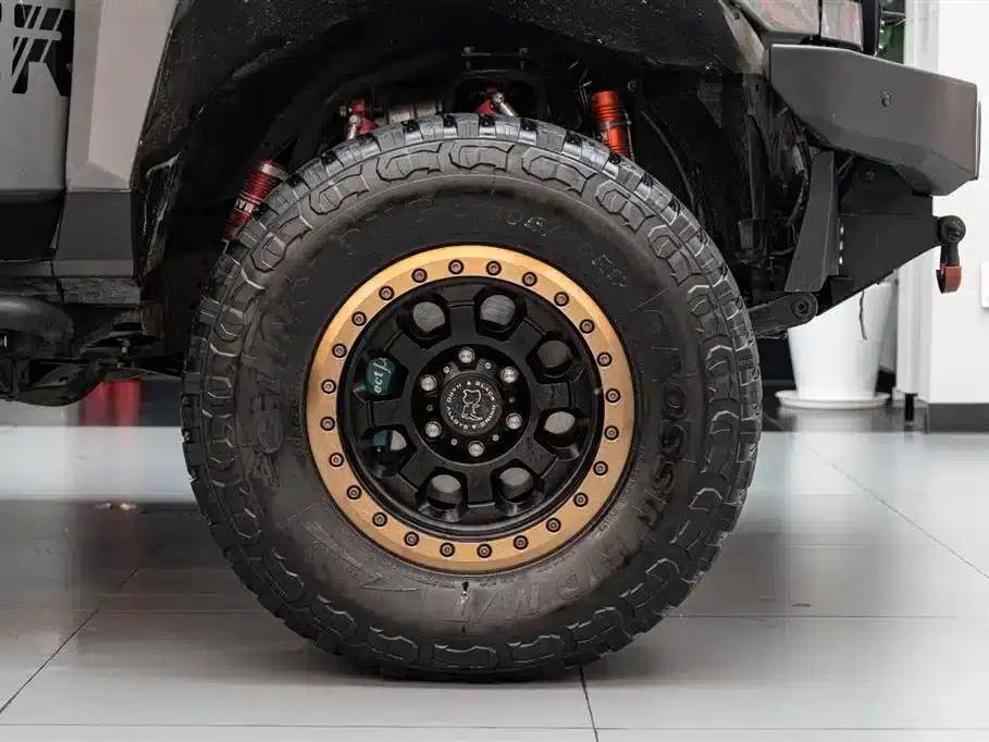 2017 FJ Cruiser 4.0L — миниатюра 25