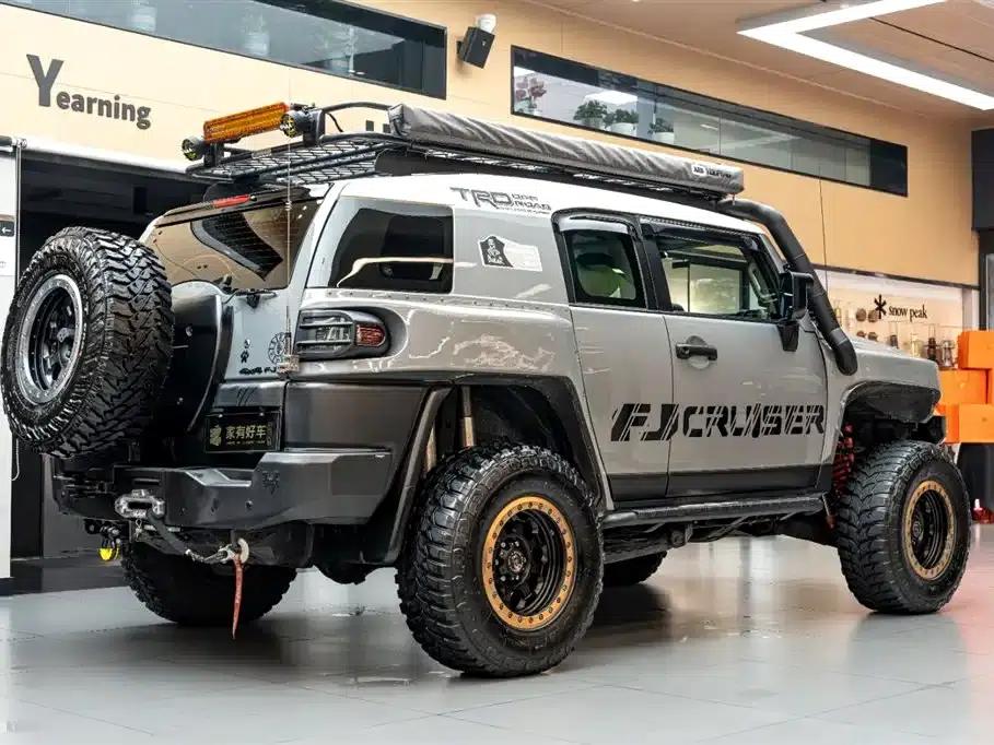 2017 FJ Cruiser 4.0L — миниатюра 4