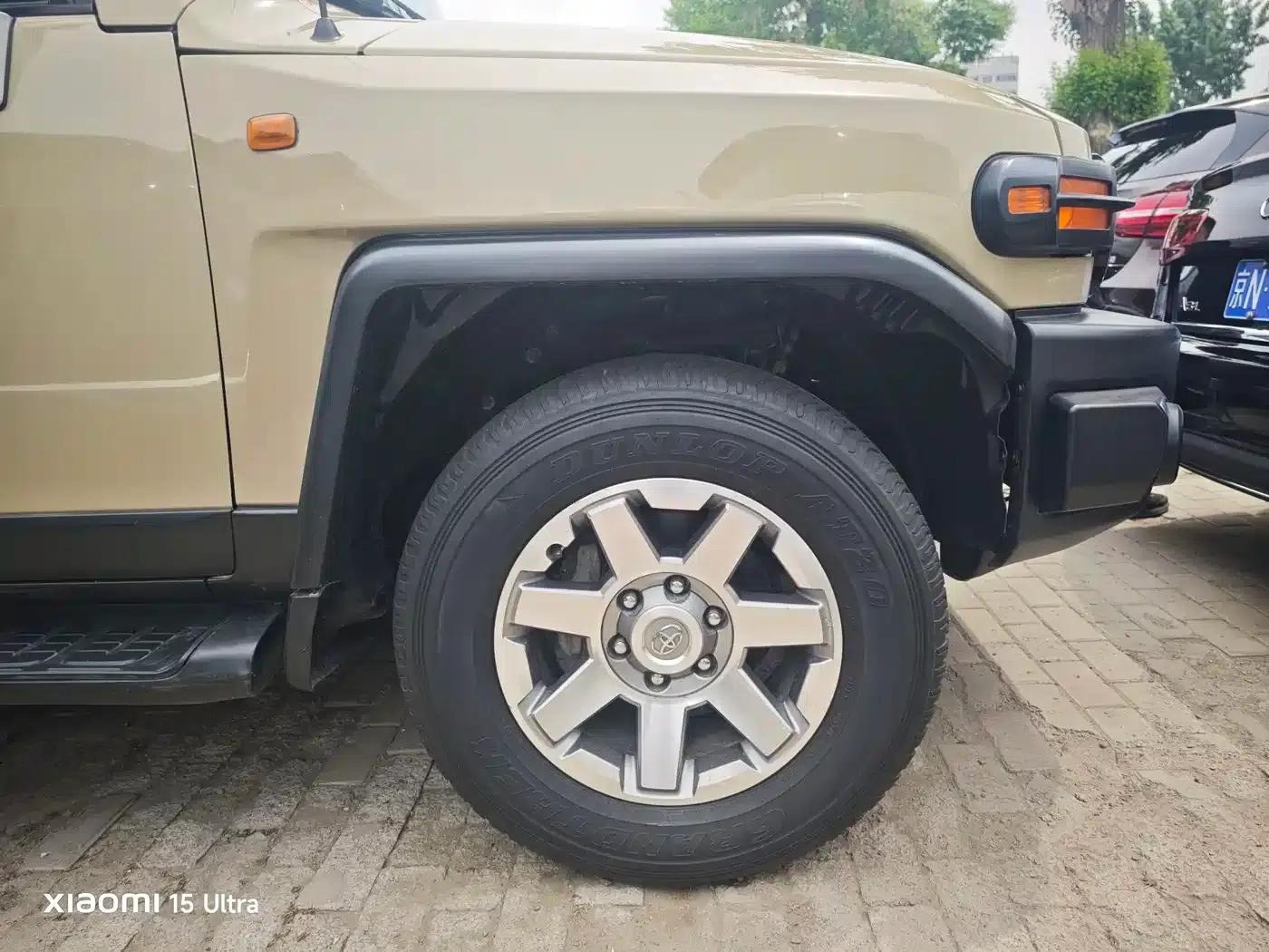 2013 FJ Cruiser 4.0L — миниатюра 10
