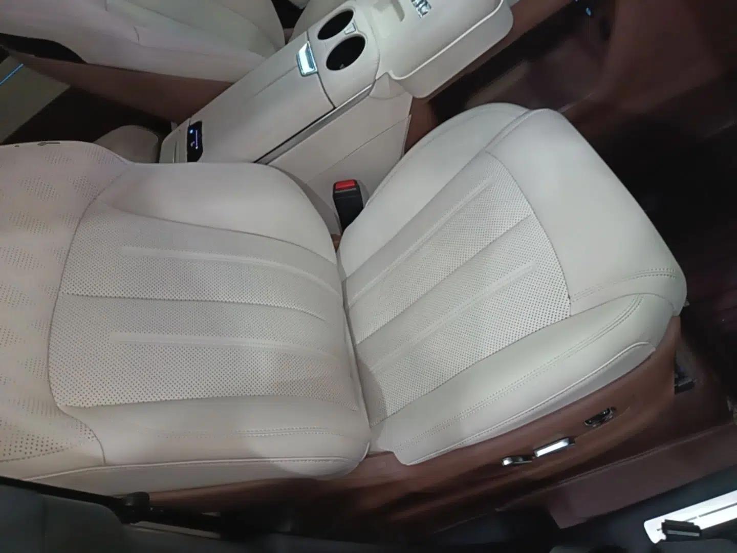 BYD Xia 2025 DM-i 1.5T 100km Supreme Edition — миниатюра 23