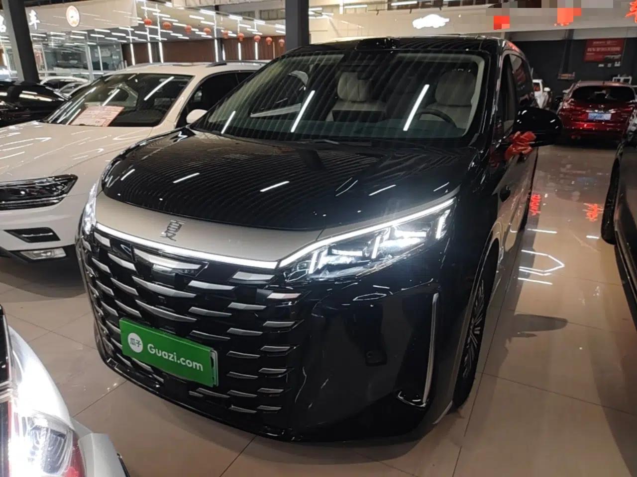 BYD Xia 2026 DM-i 1.5T 218KM Excellence Edition — миниатюра 1