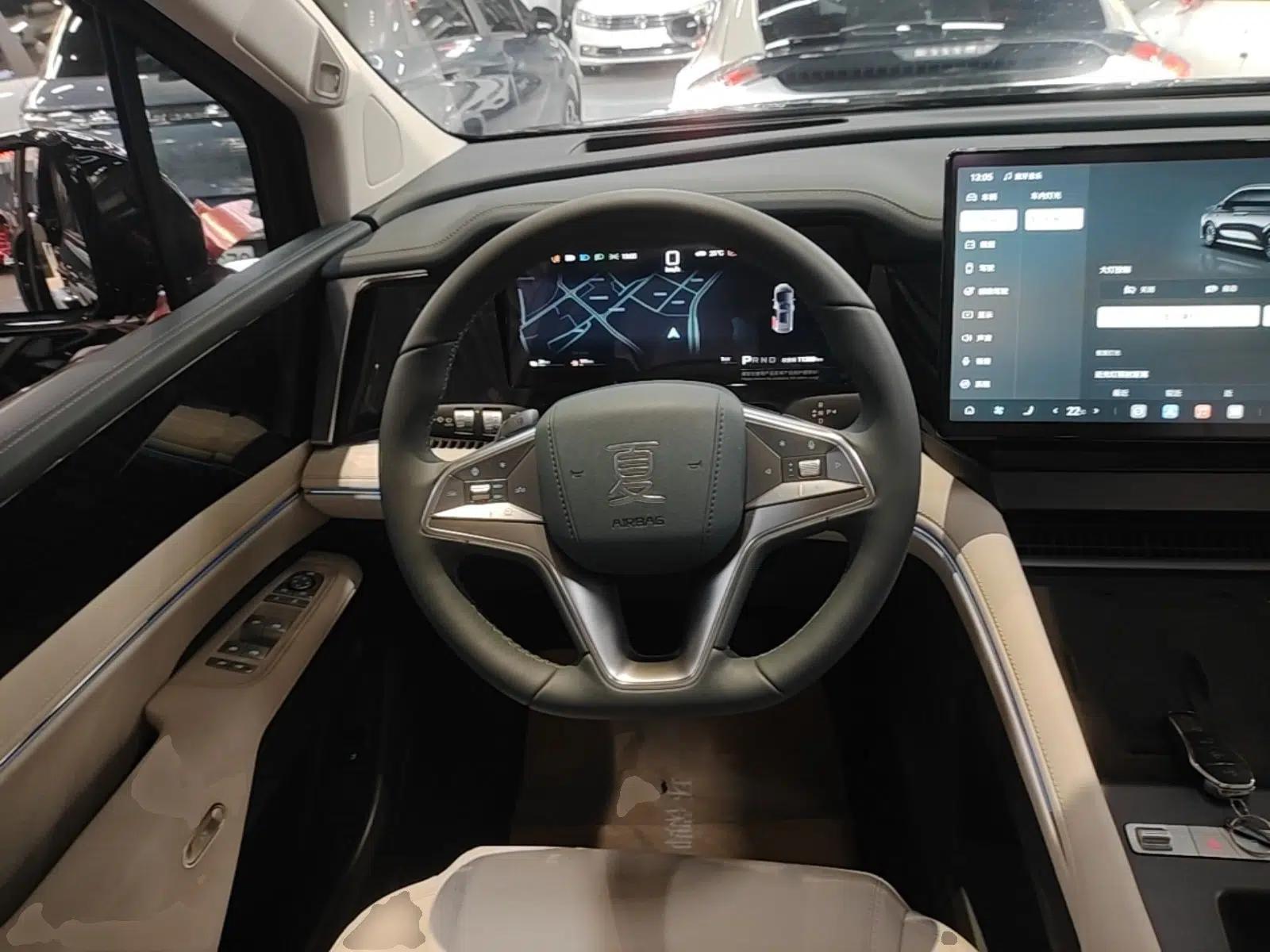 BYD Xia 2026 DM-i 1.5T 218KM Excellence Edition — миниатюра 14