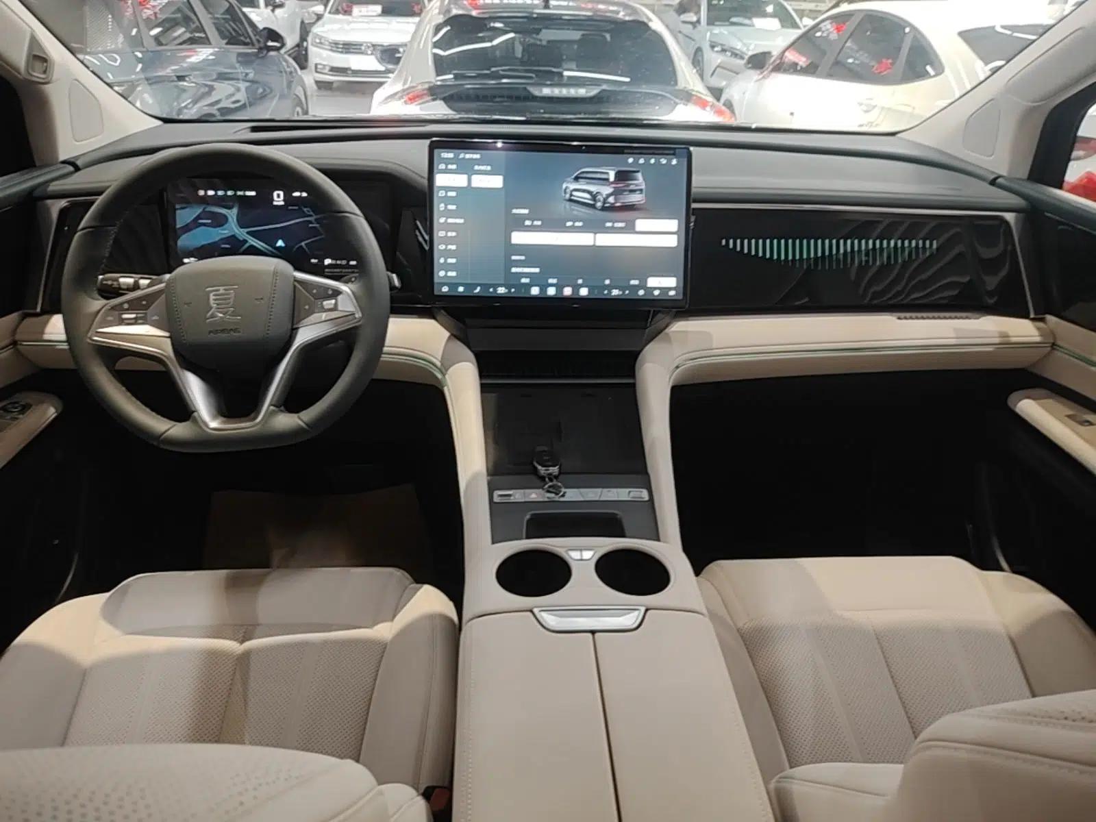 BYD Xia 2026 DM-i 1.5T 218KM Excellence Edition — миниатюра 16