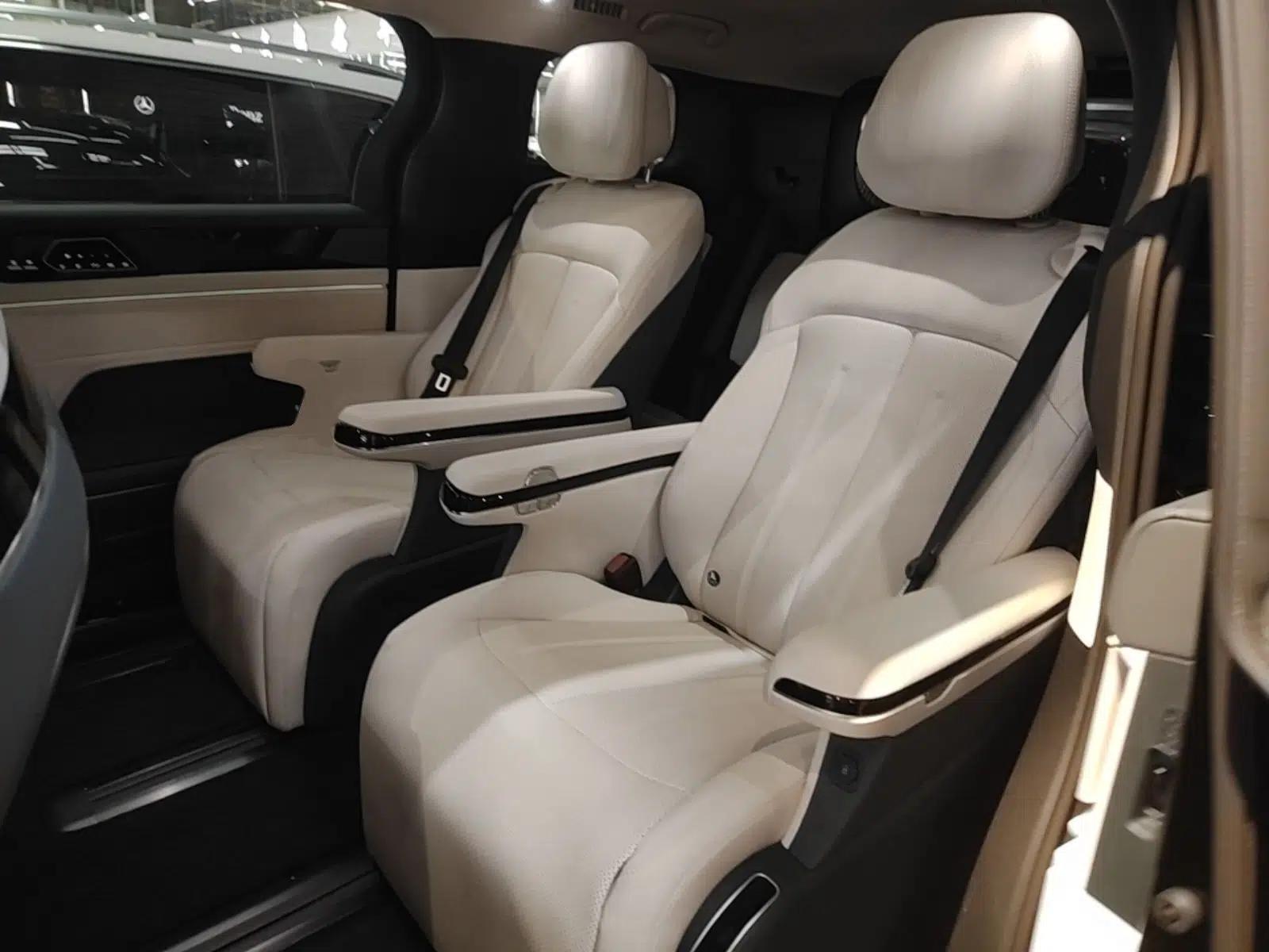 BYD Xia 2026 DM-i 1.5T 218KM Excellence Edition — миниатюра 20