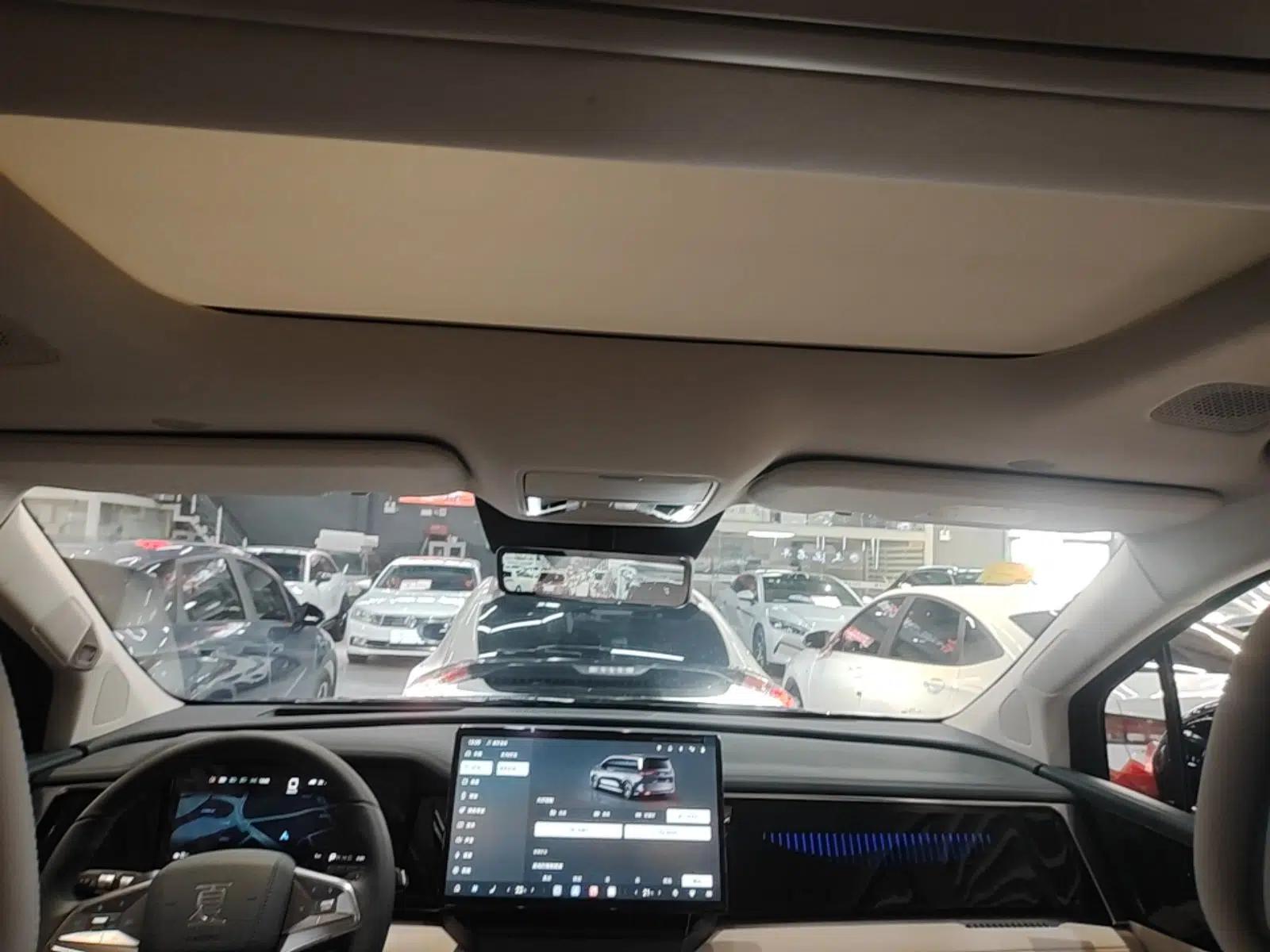 BYD Xia 2026 DM-i 1.5T 218KM Excellence Edition — миниатюра 21