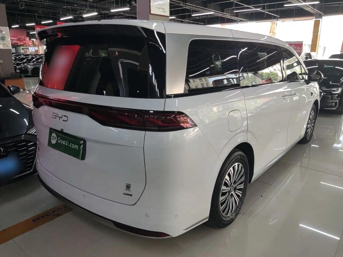 BYD Xia 2025 DM-i 1.5T 100km Leading Model — миниатюра 6