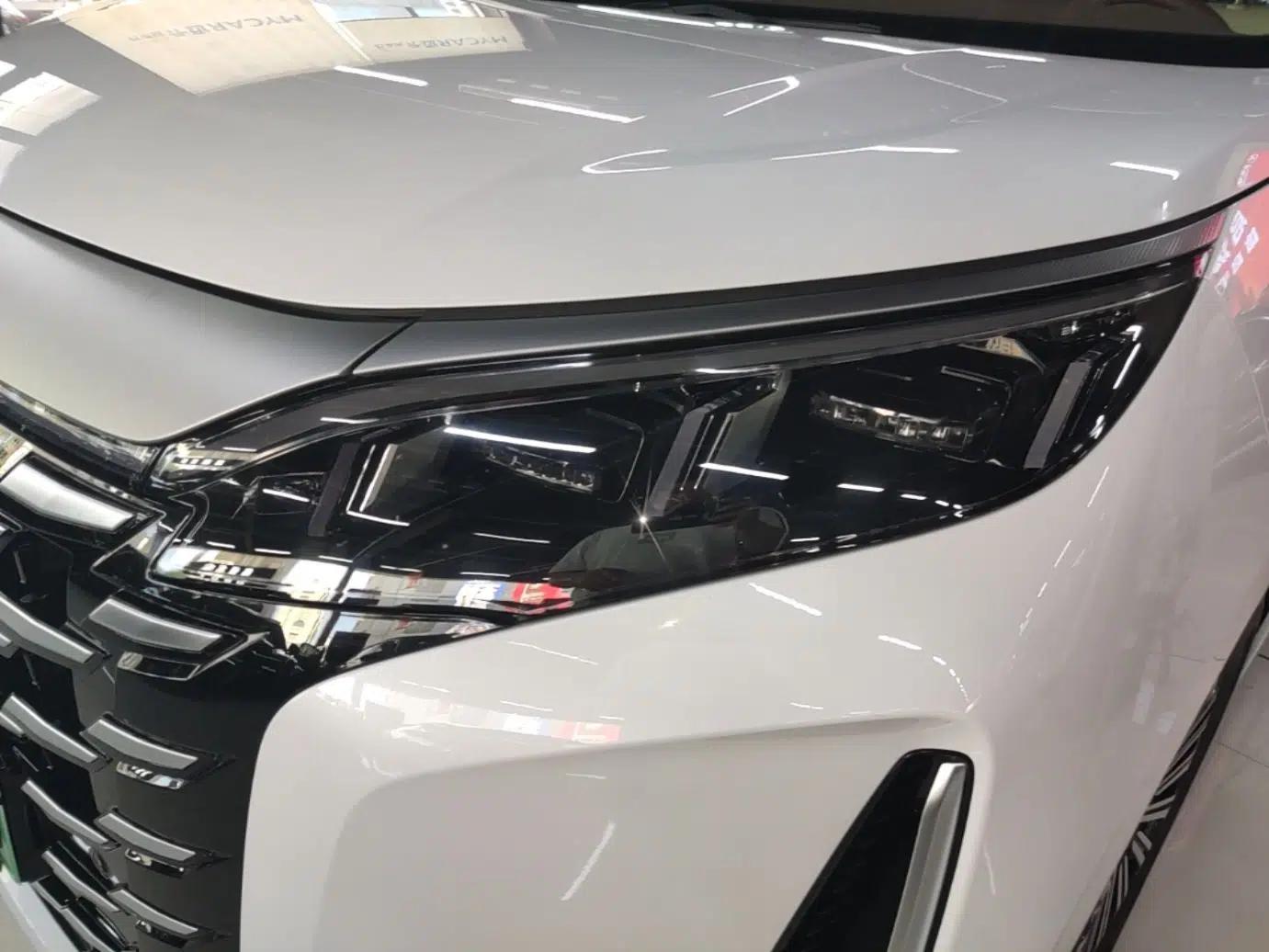 BYD Xia 2025 DM-i 1.5T 100km Leading Model — миниатюра 9
