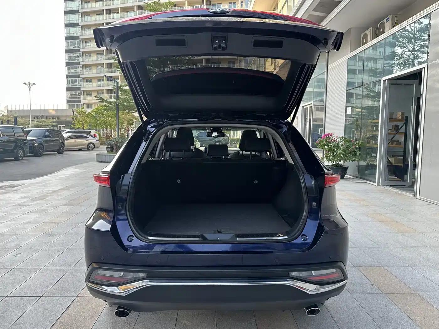 HARRIER 2022 2.0L CVT 2WD Premium Edition — миниатюра 12