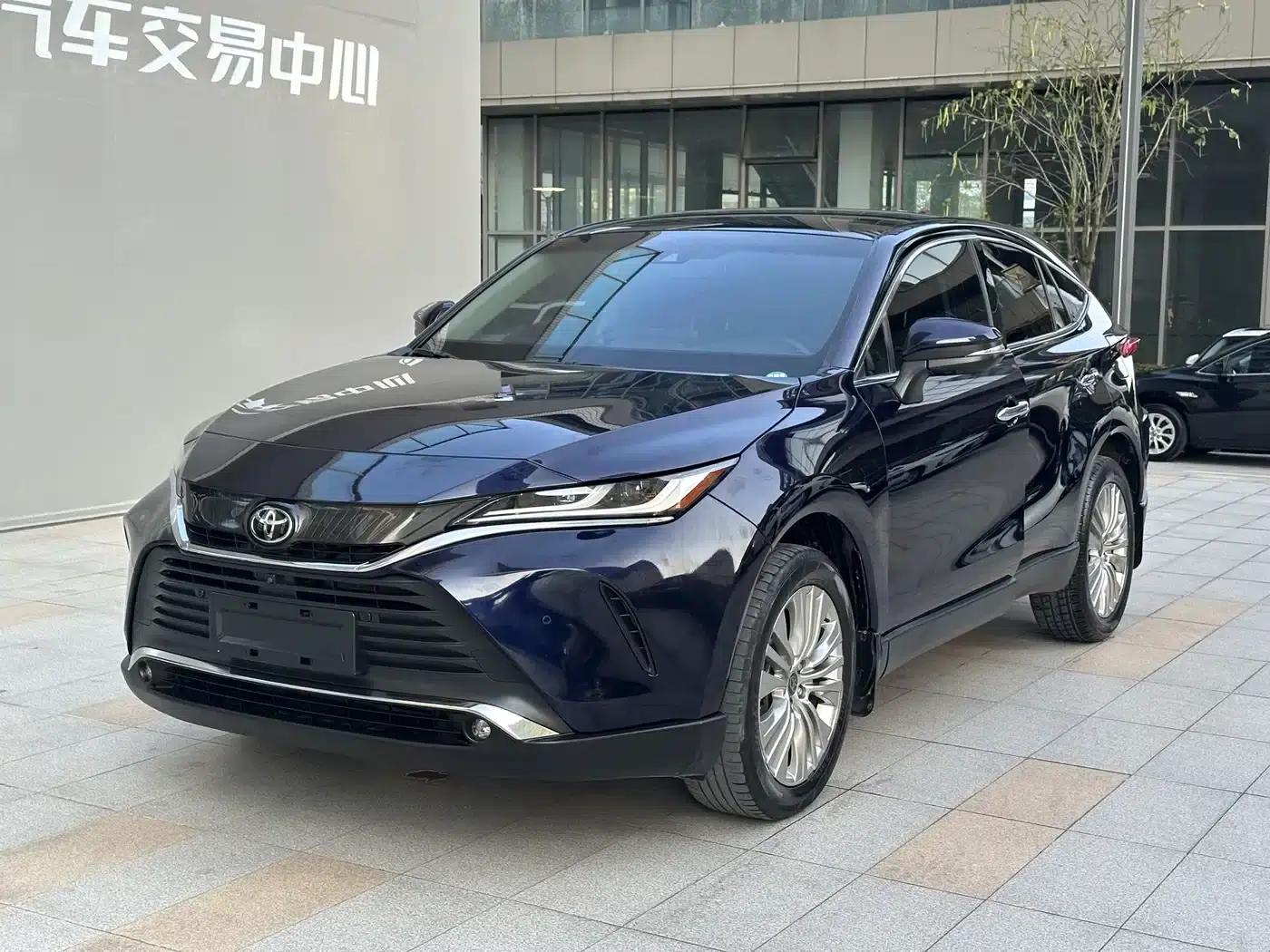 HARRIER 2022 2.0L CVT 2WD Premium Edition — миниатюра 3