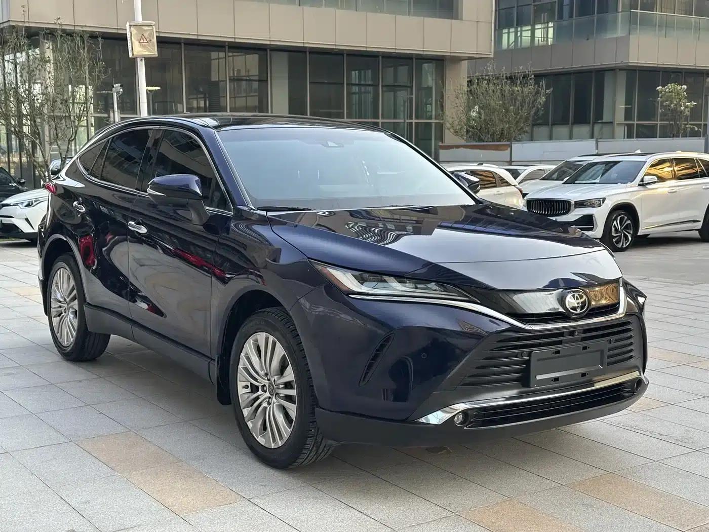 HARRIER 2022 2.0L CVT 2WD Premium Edition — миниатюра 5