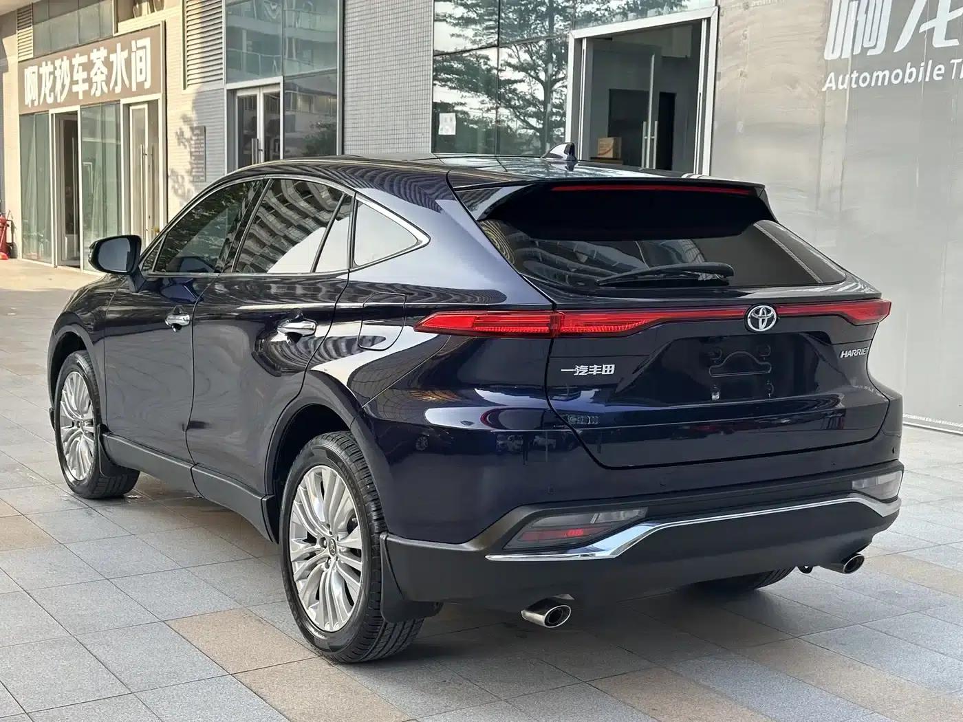 HARRIER 2022 2.0L CVT 2WD Premium Edition — миниатюра 8