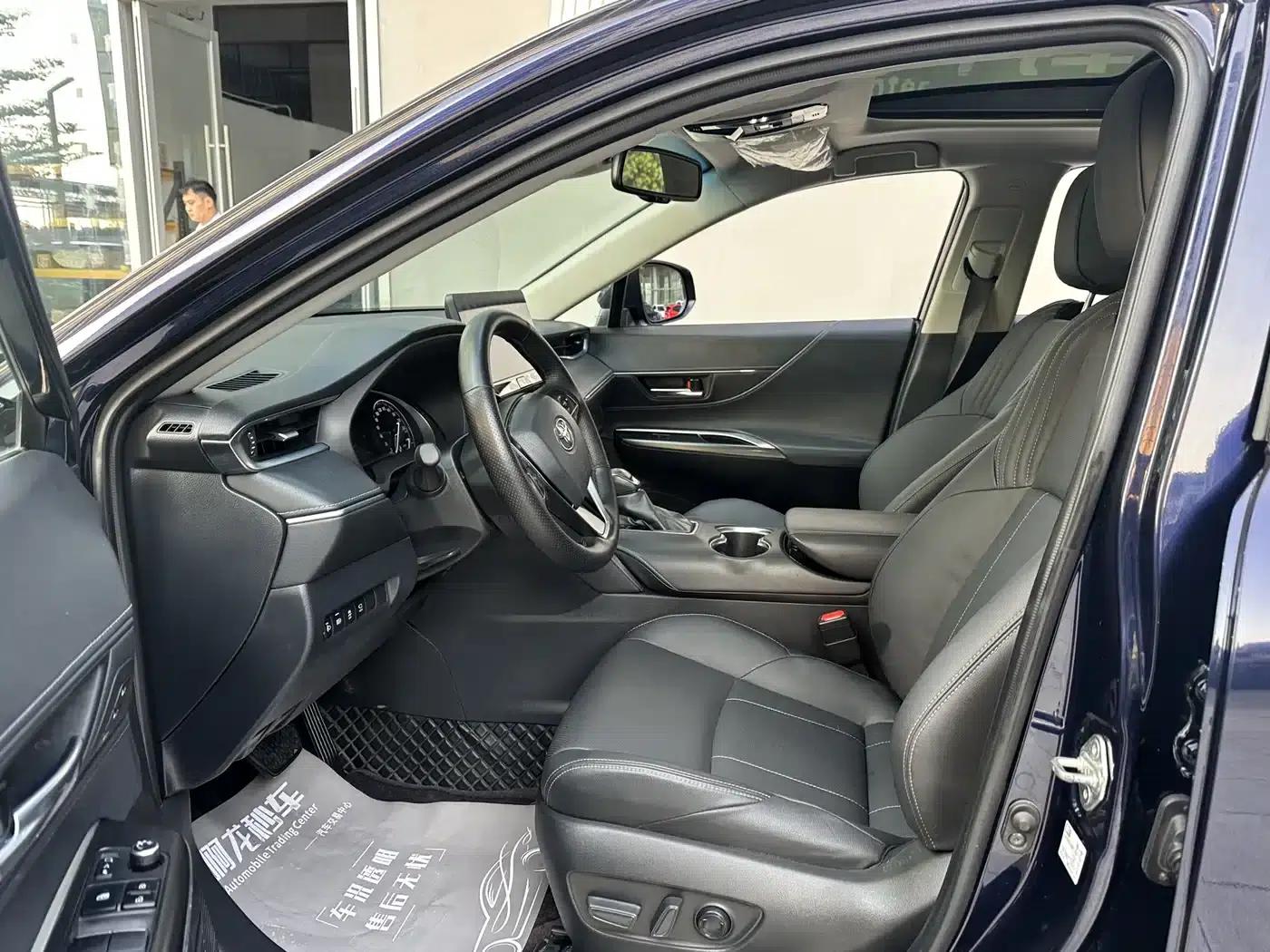 HARRIER 2022 2.0L CVT 2WD Premium Edition — миниатюра 9
