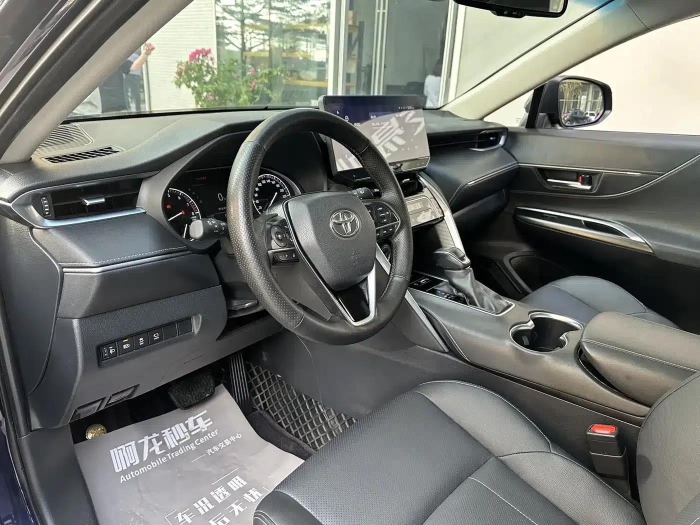 HARRIER 2022 2.0L CVT 2WD Premium Edition — миниатюра 10