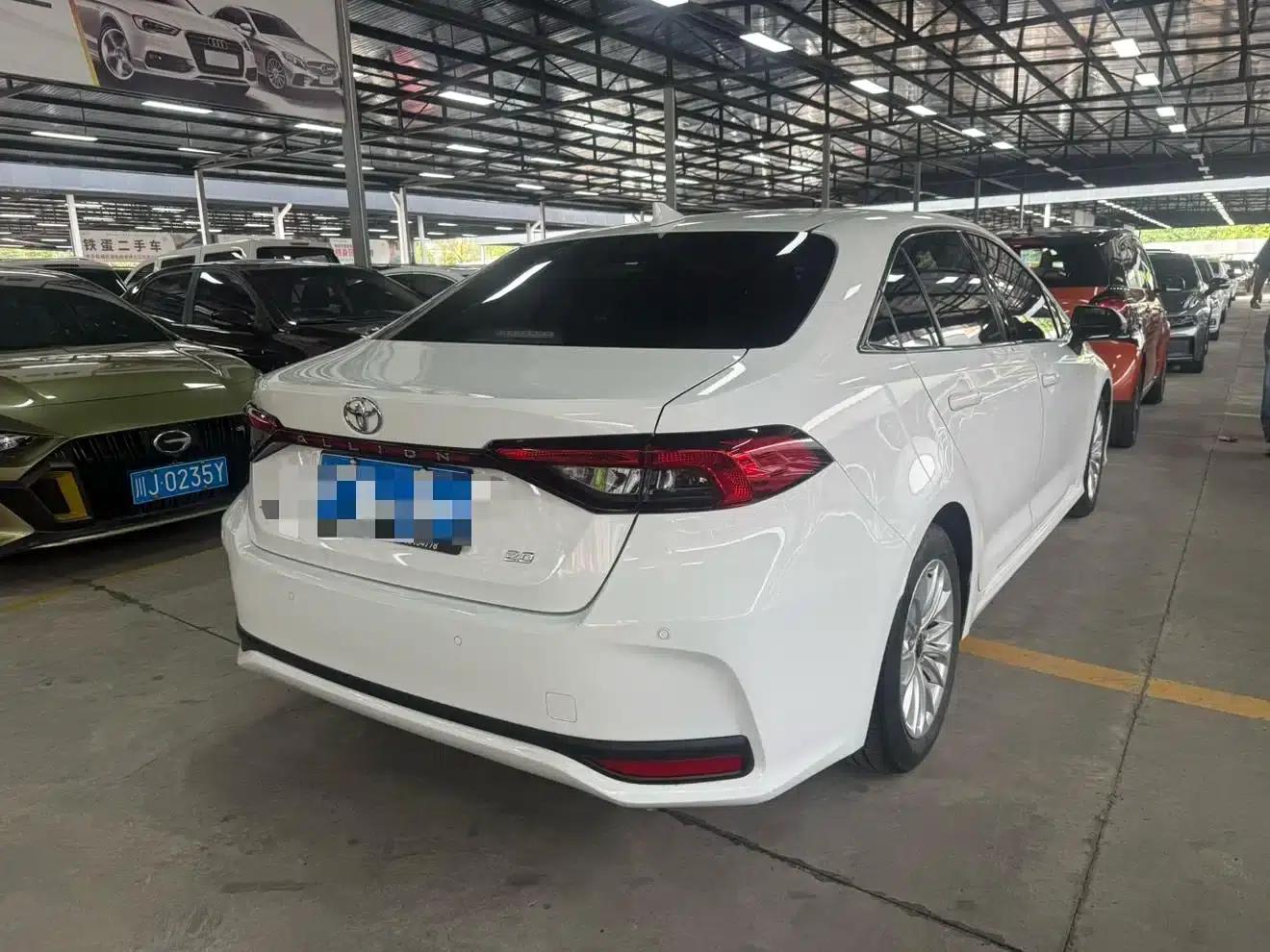 2023 Avalon 2.0L Elite Edition — миниатюра 8