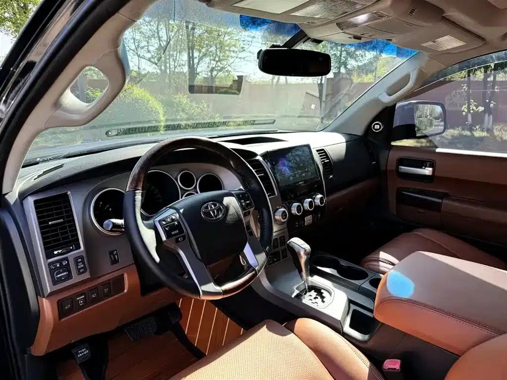 Sequoia 2015 5.7L Hennessy Edition — миниатюра 8