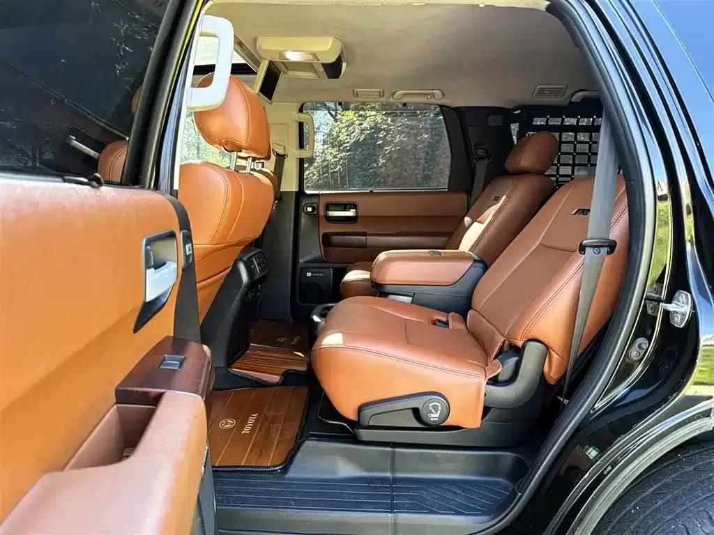 Sequoia 2015 5.7L Hennessy Edition — миниатюра 10