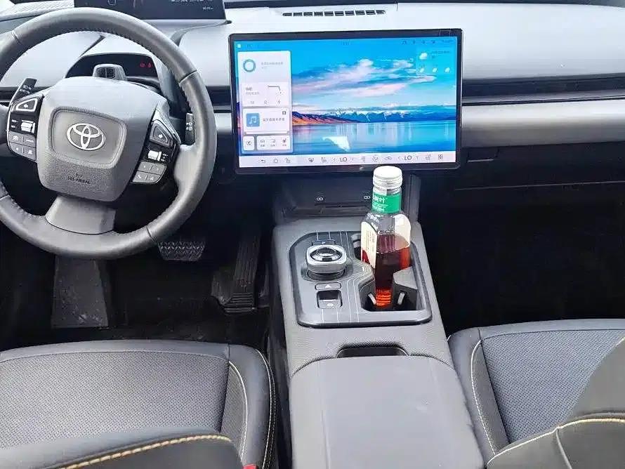 Toyota BZ5 2025 550 PRO Smart Edition — миниатюра 7