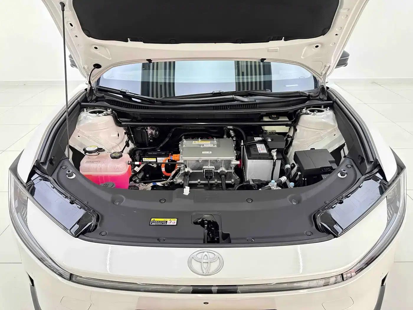 Toyota BZ5 2025 550 PRO — миниатюра 8