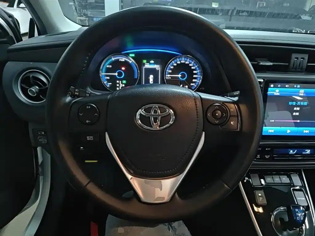 Corolla Hybrid E+ 2019 1.8L E-CVT Leading Edition — миниатюра 11