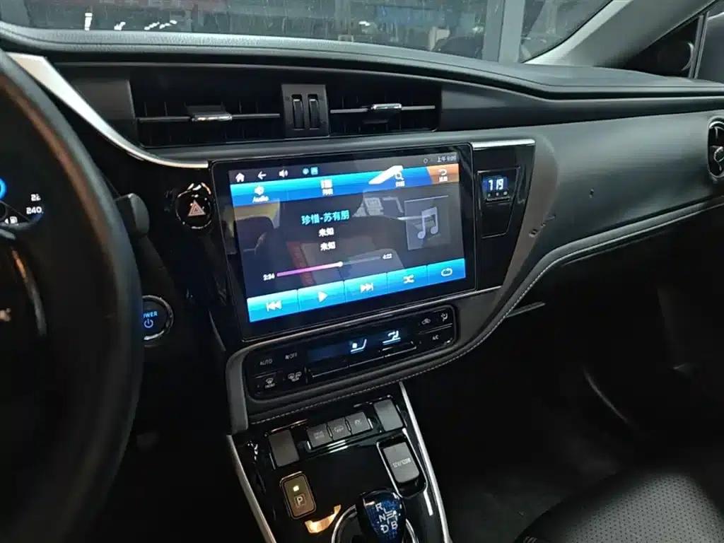 Corolla Hybrid E+ 2019 1.8L E-CVT Leading Edition — миниатюра 13