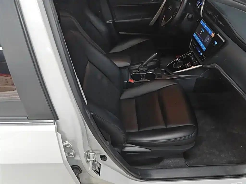 Corolla Hybrid E+ 2019 1.8L E-CVT Leading Edition — миниатюра 25