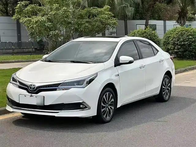 Corolla Hybrid E+ 2019 1.8L E-CVT Leading Edition