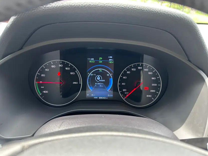BYD Song New Energy 2019 Song DM 1.5TID Smart Connect Dynamic Model — миниатюра 17