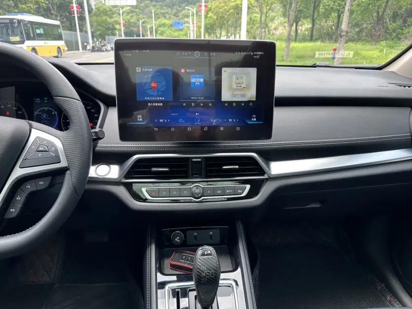 BYD Song New Energy 2019 Song DM 1.5TID Smart Connect Dynamic Model — миниатюра 19