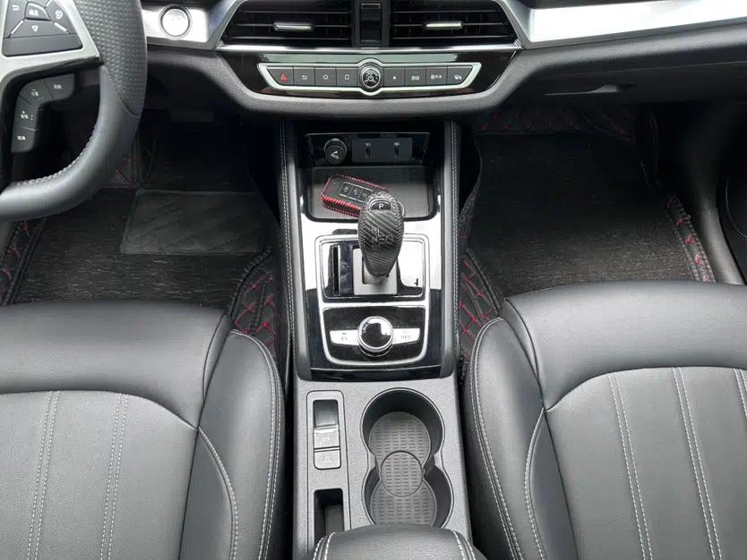 BYD Song New Energy 2019 Song DM 1.5TID Smart Connect Dynamic Model — миниатюра 20