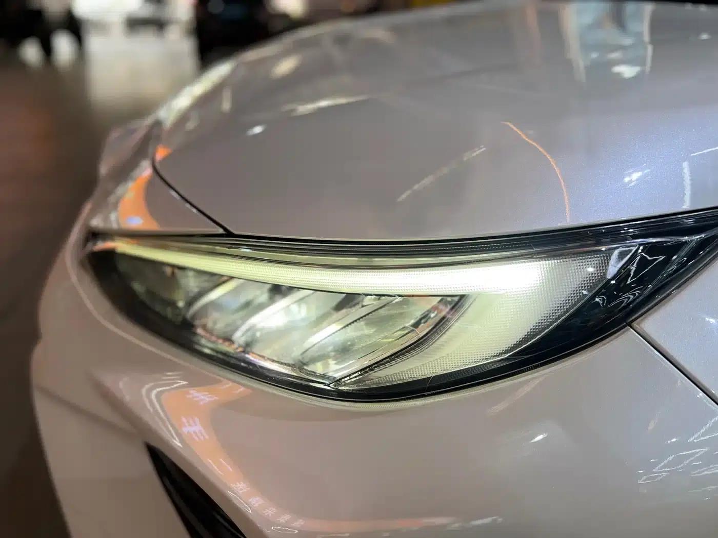 Highlander New Energy 2021 High-Performance Edition 2.5L Two-Wheel Drive Sport Edition — миниатюра 17