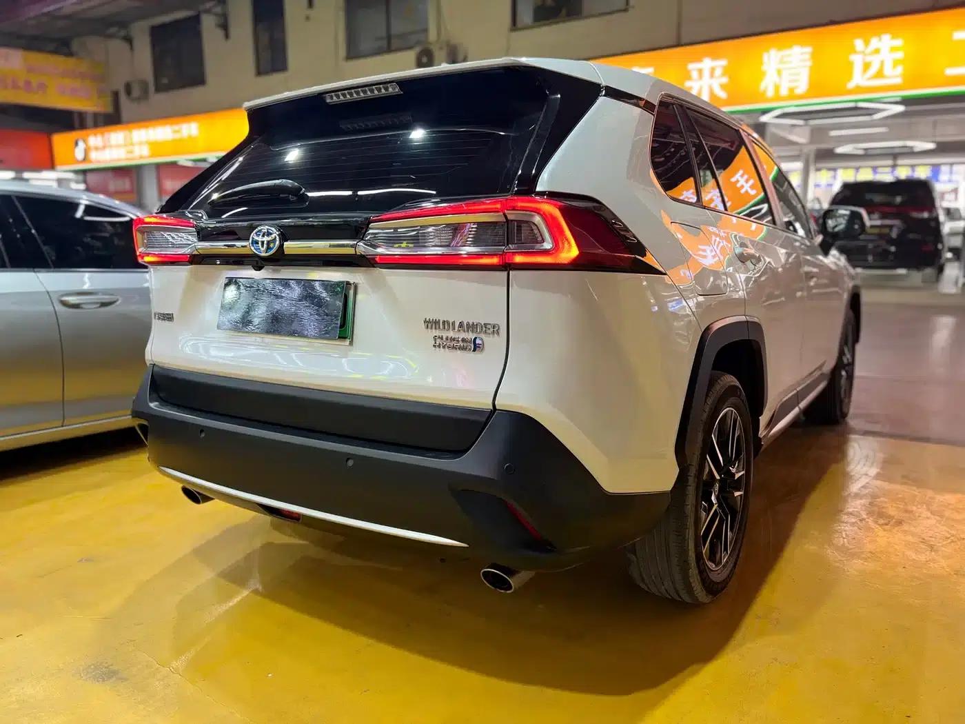 Highlander New Energy 2021 High-Performance Edition 2.5L Two-Wheel Drive Sport Edition — миниатюра 6