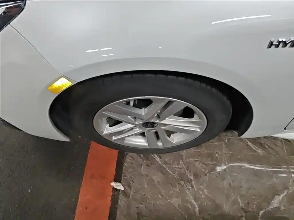 2023 Geely Lingshang Hybrid 2.0L Leading Edition — миниатюра 24