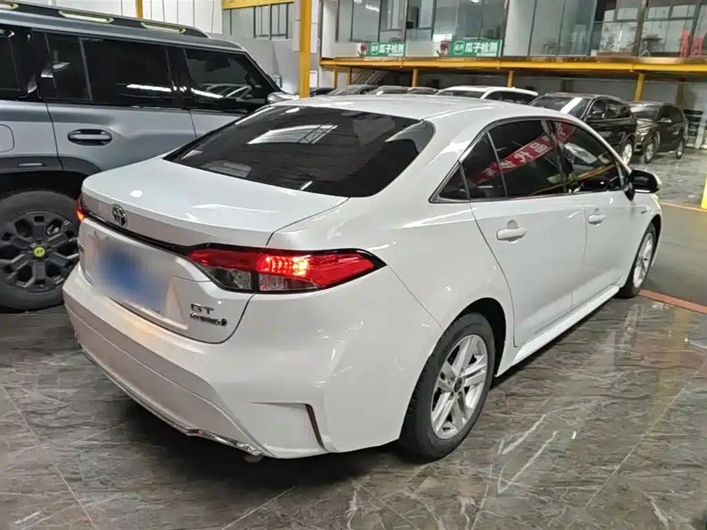 2023 Geely Lingshang Hybrid 2.0L Leading Edition — миниатюра 5