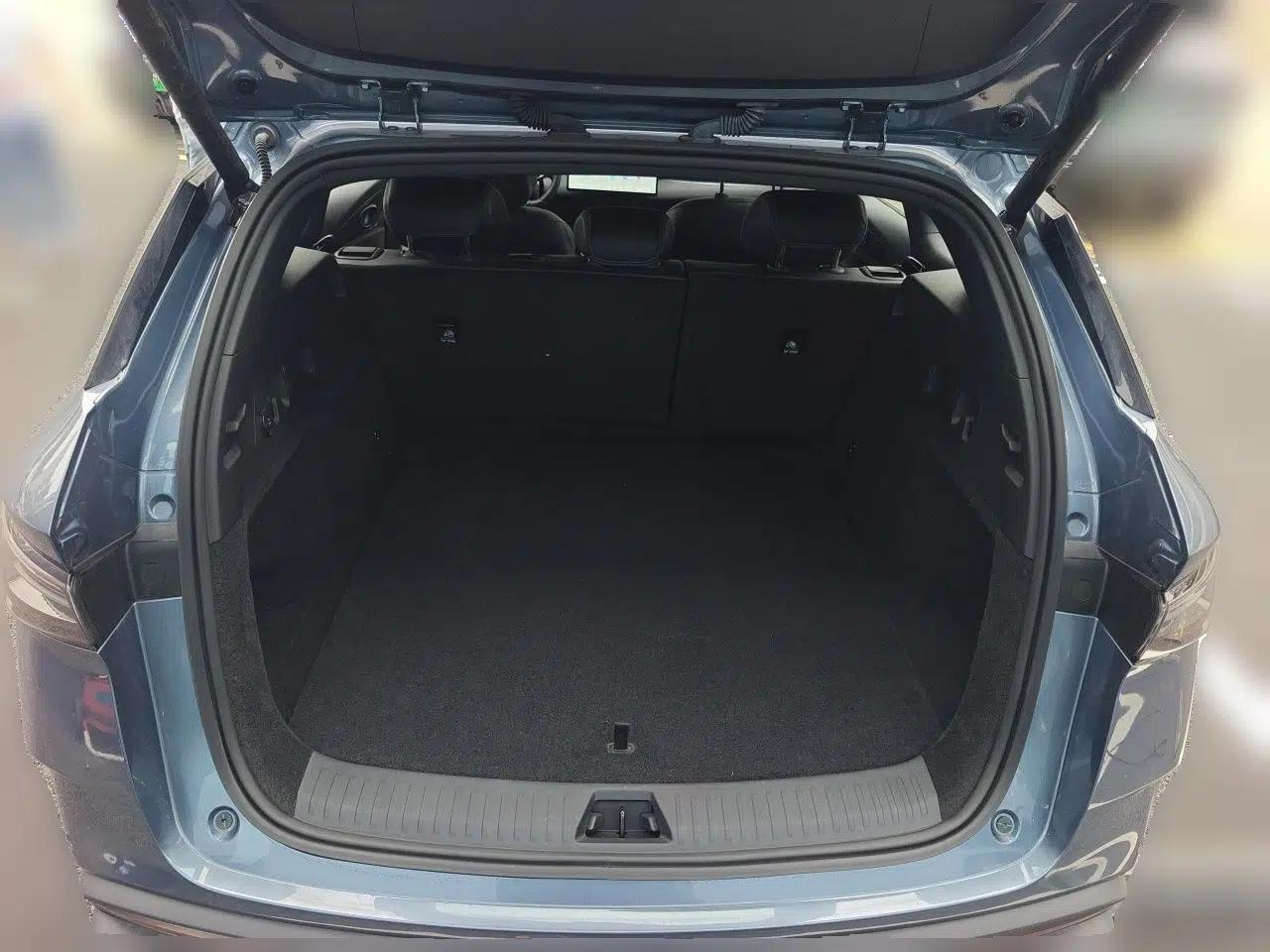BYD Seal 06 DM-i Touring 2025 DM-i Touring High-End Model — миниатюра 20