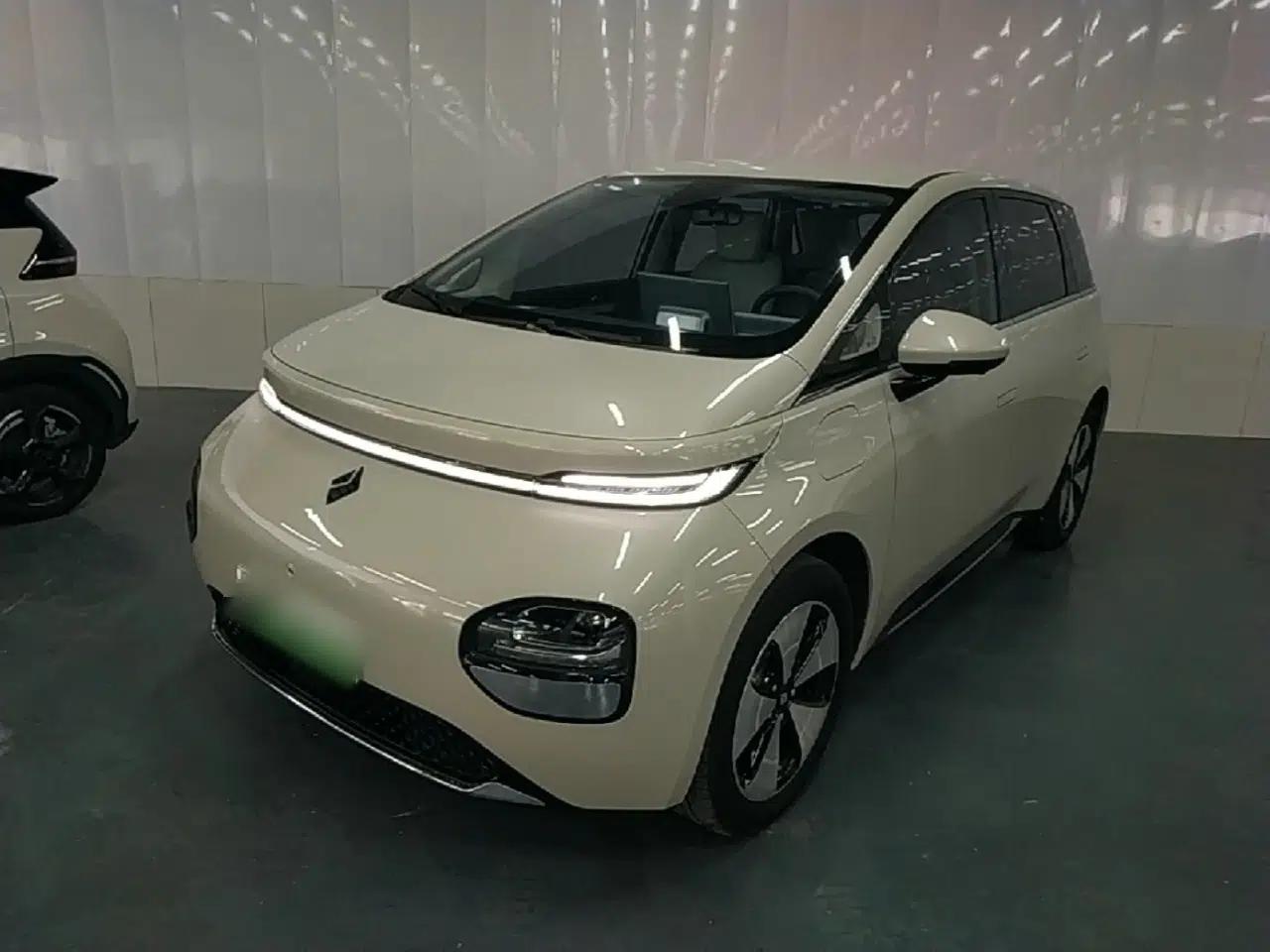 Baojun Cloud 2023 460 Pro — миниатюра 1