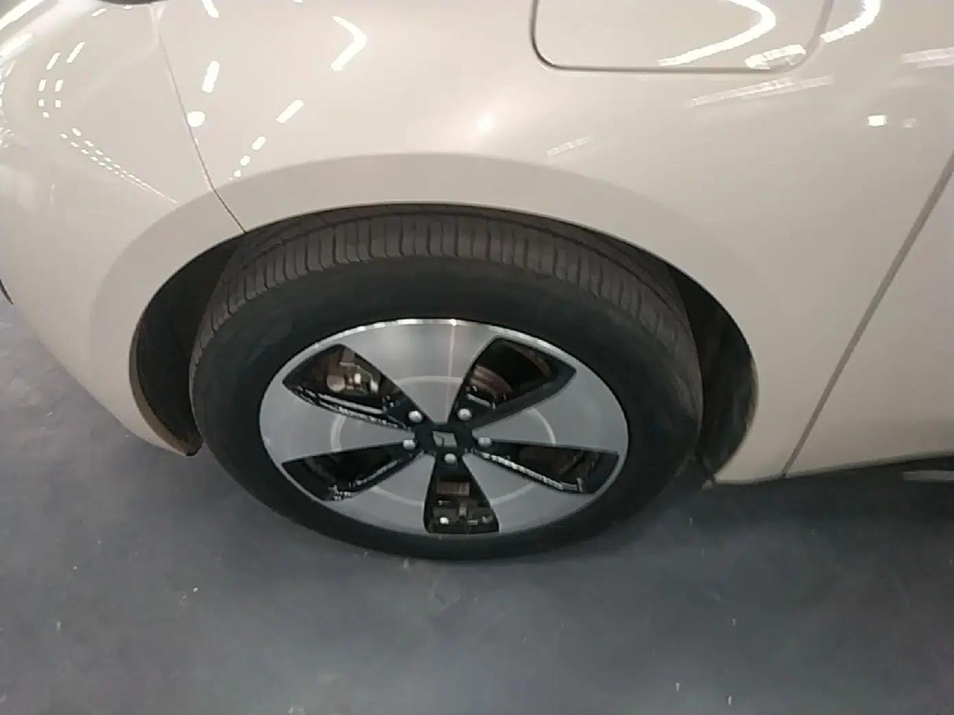 Baojun Cloud 2023 460 Pro — миниатюра 9